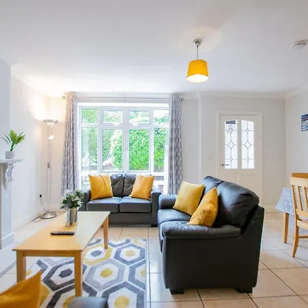 2 Bed By Shortstays Galway